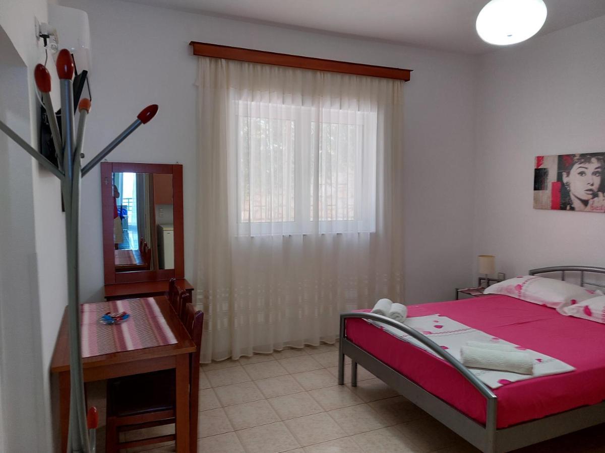 SarandëThe Sun Houseアパートメント エクステリア 写真